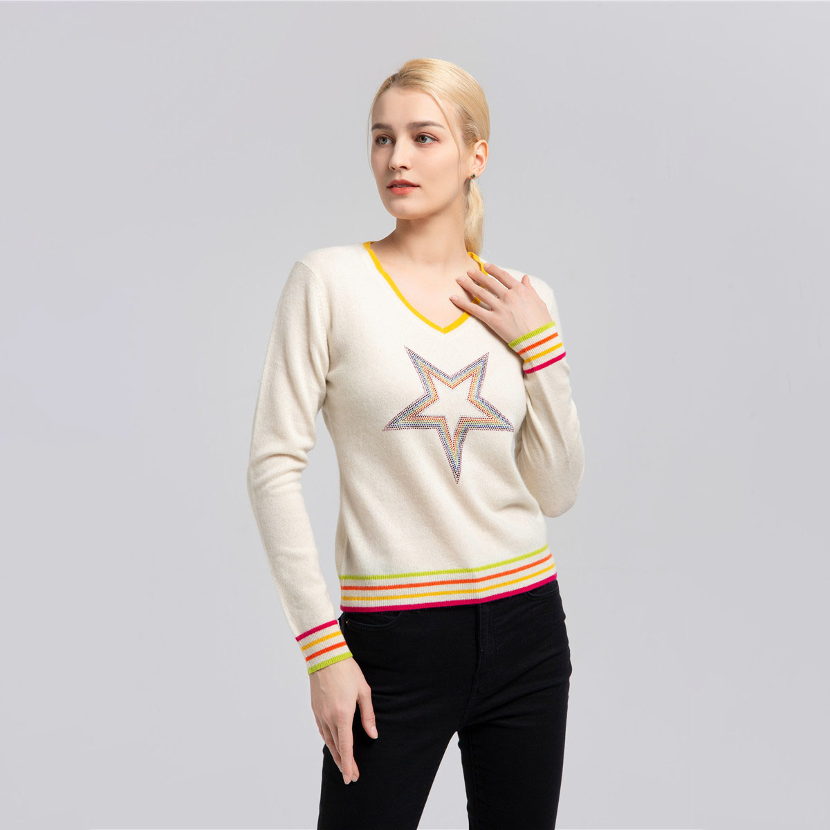 cashmere sweater with hot drill